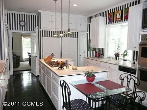 5th image of 5212 Webb Ct