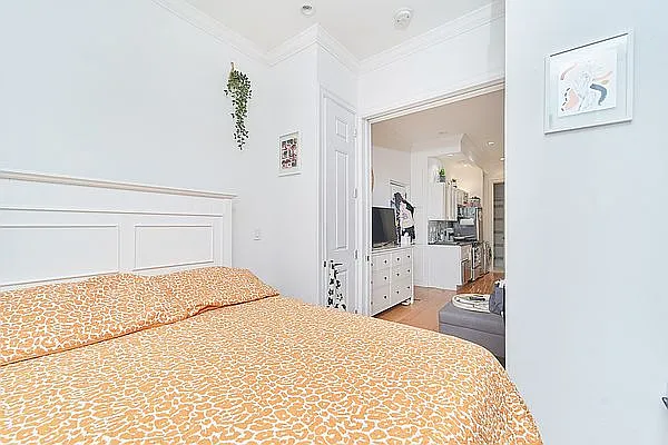 Rented by Living New York | media 11