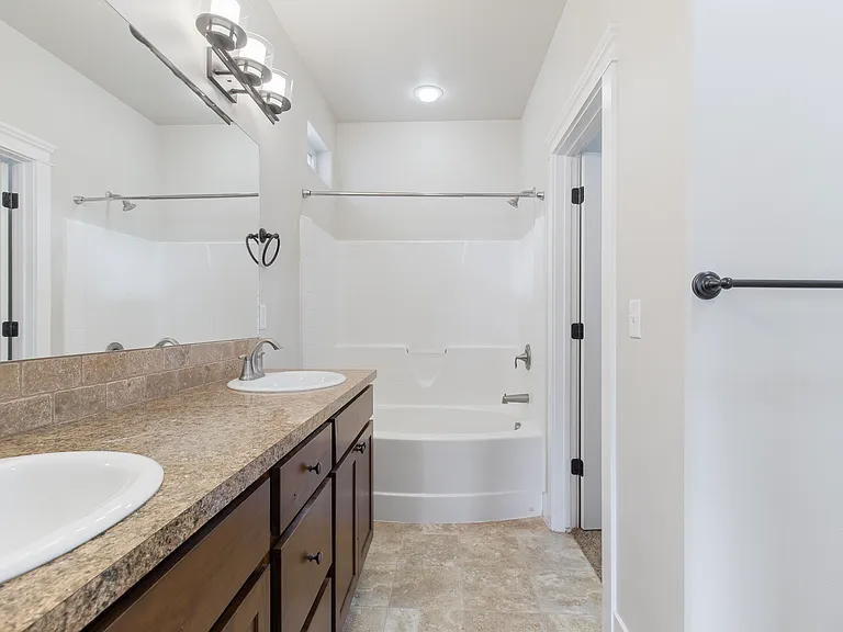 1015 White Birch Ave — Photo 31
