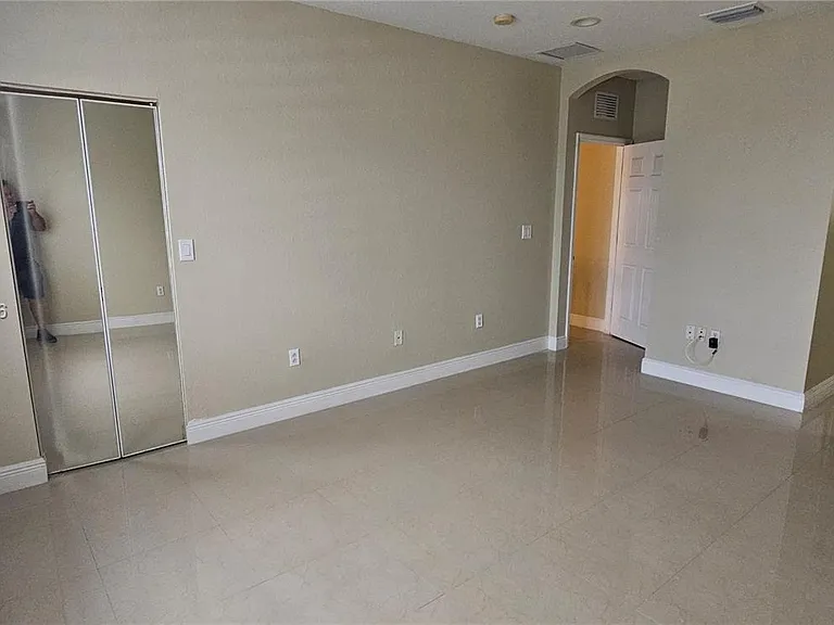 23664 SW 107th Ct — Photo 7