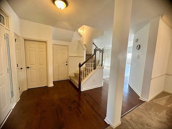 3rd image of 463 Essex Park Cir