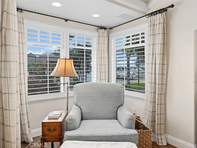 2431 Bayshore Dr — Photo 22