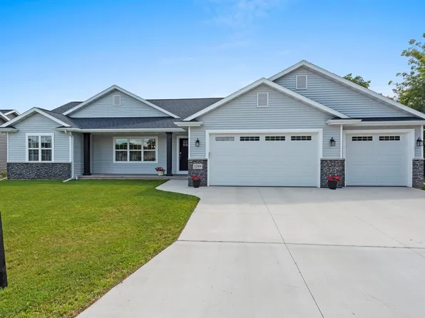 1249 Brenda Ln, Neenah, WI 54956