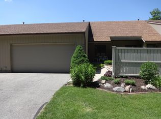 6684 Bella Vista Dr NE, Rockford, MI 49341