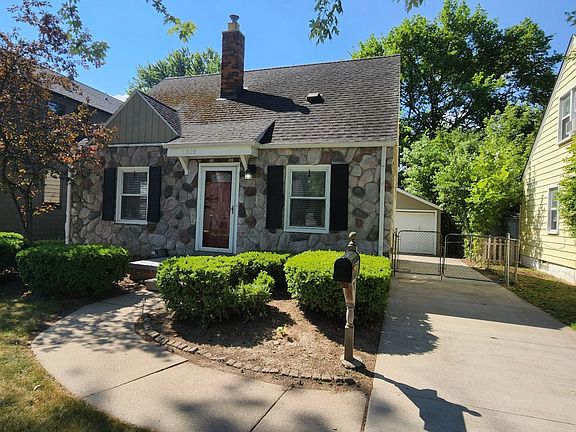 2nd image of 1828 Bowers Ave