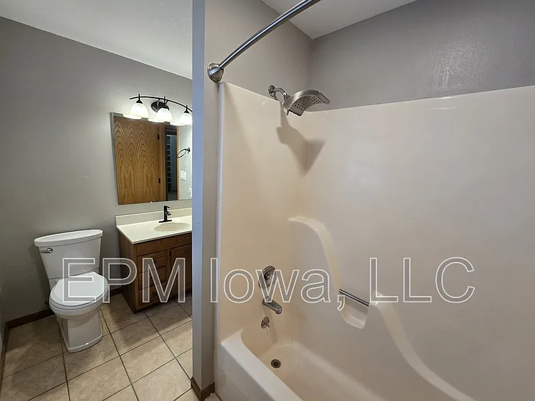 4710 Donald Dr — Photo 47