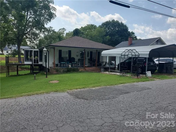 218 Gurley St, Kannapolis, NC 28081