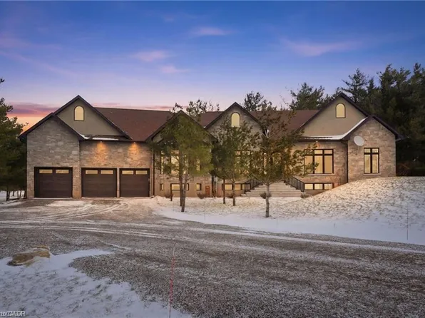 986 State Highway 8, Hamilton, ON L9H 5E1