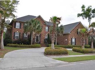 125 Welchman Ave, Goose Creek, SC 29445