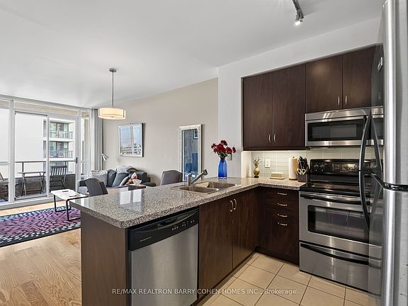 5th image of 500 Saint Clair Ave W #1404