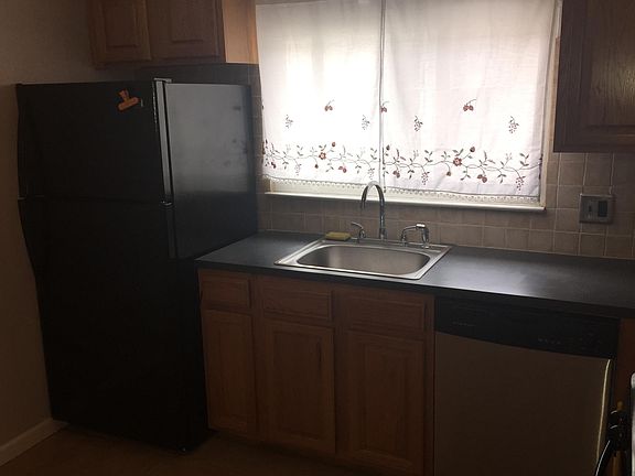 3rd image of 638 Lamoka Ave
