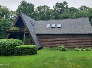 191 Locust St, Seward, PA 15954