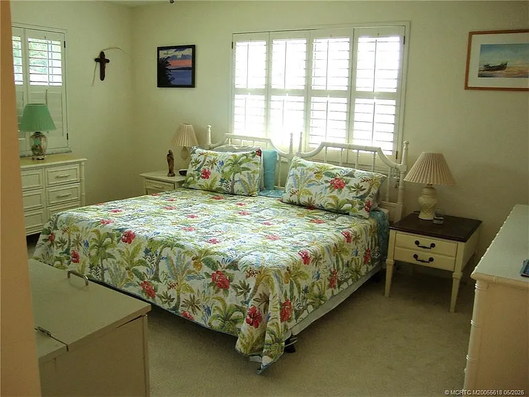 1843 SE Granada Ln — Photo 22