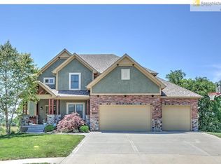 9558 N Hunter Ave, Kansas City, MO 64157