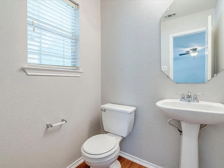 1507 Davis Mountain Loop — Photo 9