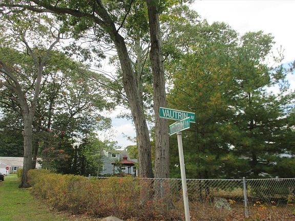 2nd image of 43 Vautrin Ave