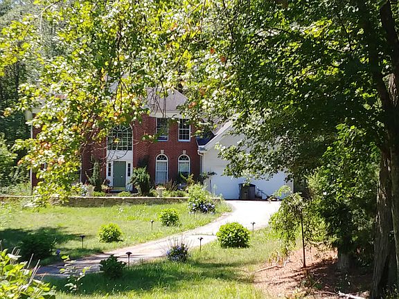 3rd image of 159 Langelier Ln