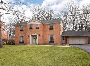 737 Forest Hill Rd, Lake Forest, IL 60045