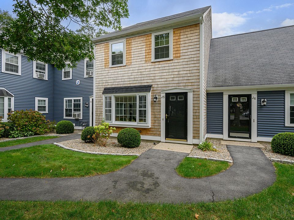 Fox Wood Condominiums West Yarmouth, MA Zillow