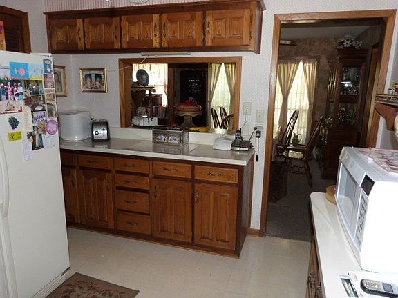 4th image of 21 Canyon Creek Dr