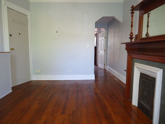 4th image of 473 Halsey St #3