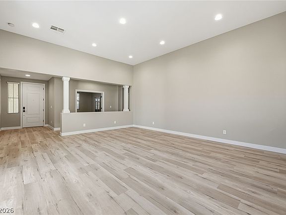5th image of 10310 Glacier Mist Ave