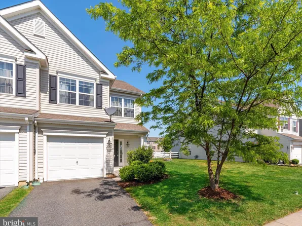 34 Dilworthtown Dr, Smyrna, DE 19977