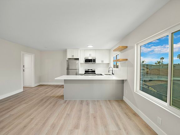 4th image of 4022 42nd St APT 8