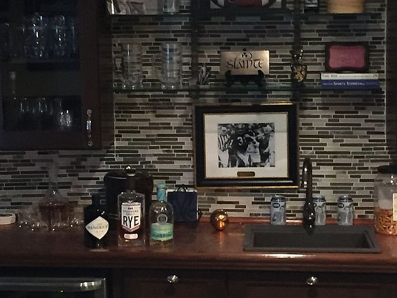 2nd image of 18155 Holly Dr
