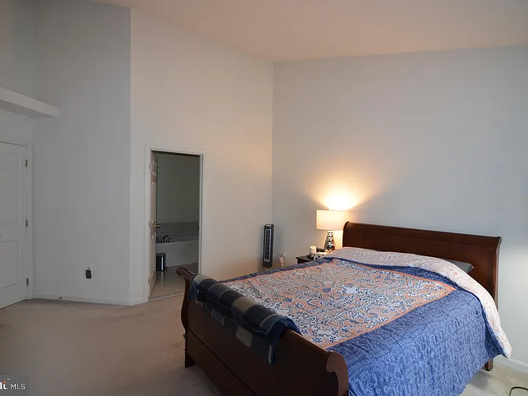2946 Saxon Flowers Dr — Photo 30