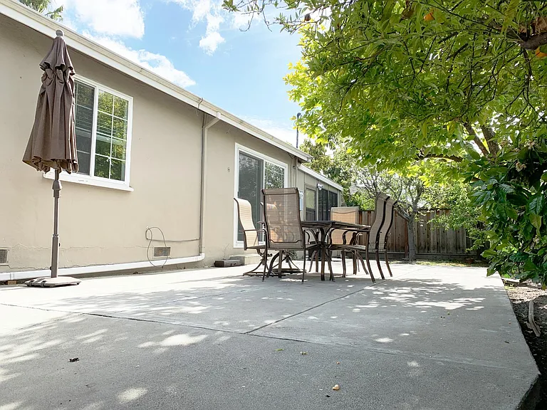 3407 Flora Vista Ave — Photo 21