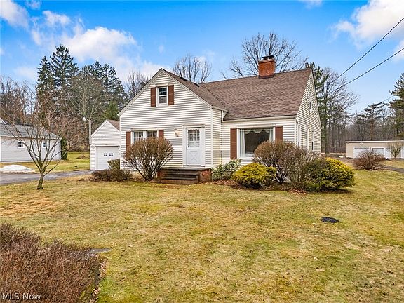 2nd image of 9482 Highland Dr