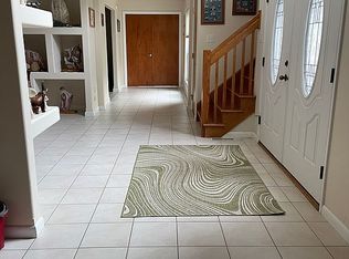 61 Sandspring Rd, Bear Creek Township, PA 18702