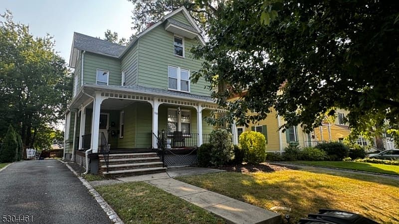 1st image of 110 Claremont Ave #2