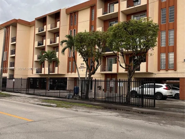 1075 W 68th St APT 311, Hialeah, FL 33014