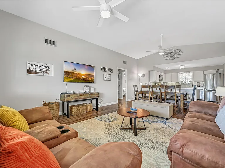 21600 Zachary Dr — Photo 9