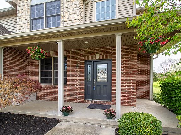 3rd image of 3627 Longhorn Dr