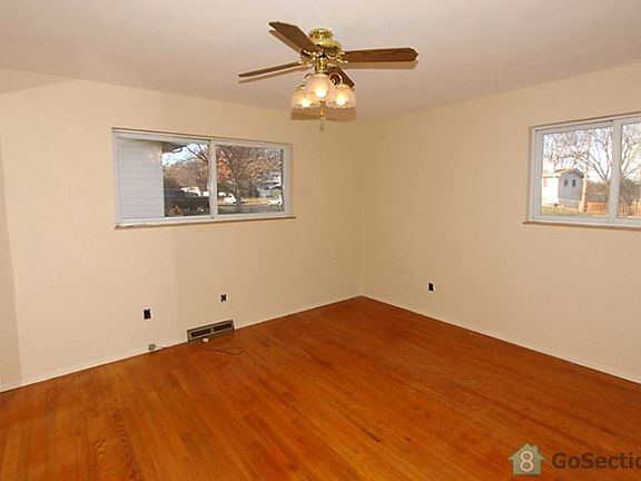 5th image of 1535 Starling Dr