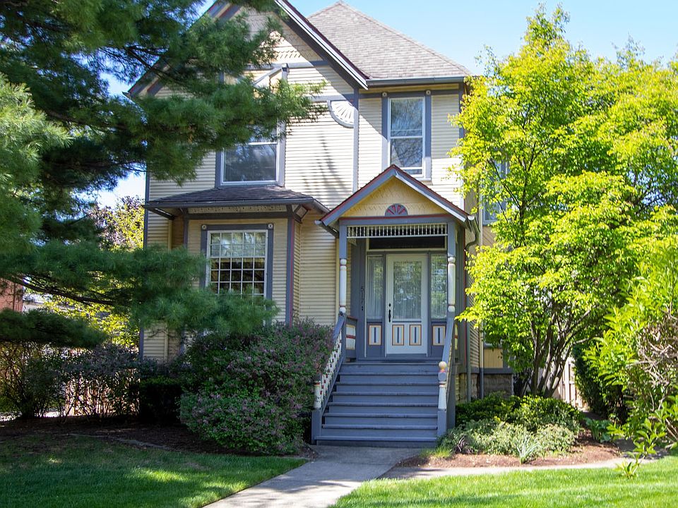 1st image of 517 Forest Ave