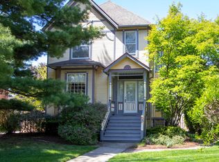 517 Forest Ave, Oak Park, IL 60302