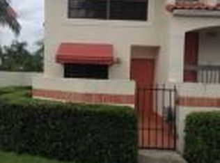 101 Freedom Ct, Deerfield Beach, FL 33442