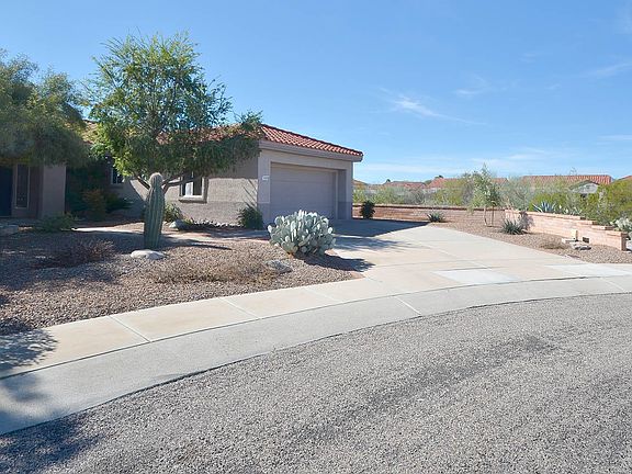 2nd image of 1046 E Waldorf Ct