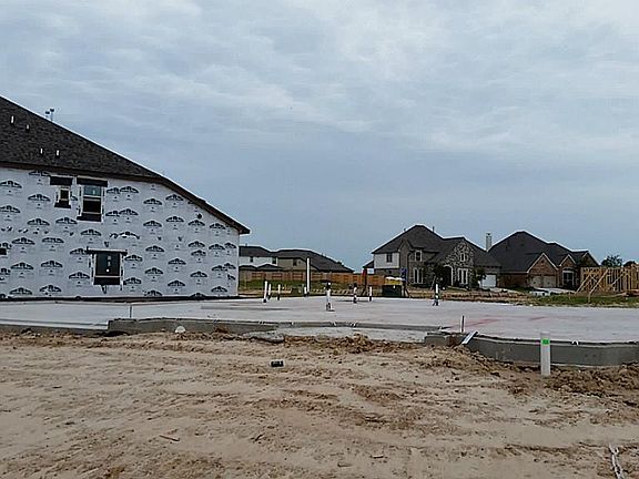 4th image of 19238 Bullard Creek Dr