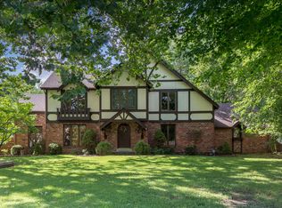 9831 Sunset Greens Dr, Saint Louis, MO