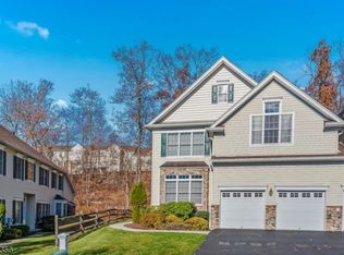 73 Mackenzie Ln S #707, Denville, NJ 07834