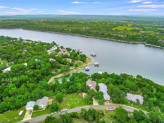 3rd image of 1021 Lake Shore Dr