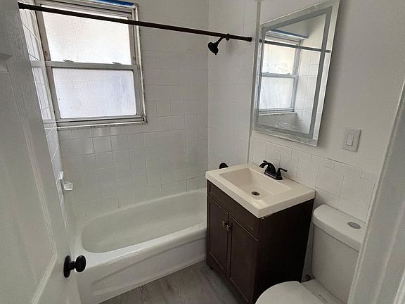 4th image of 8 E Green St #7A