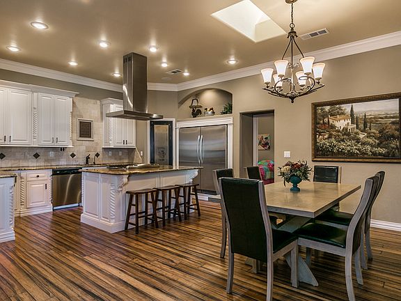 4th image of 6500 Parkwood Pl