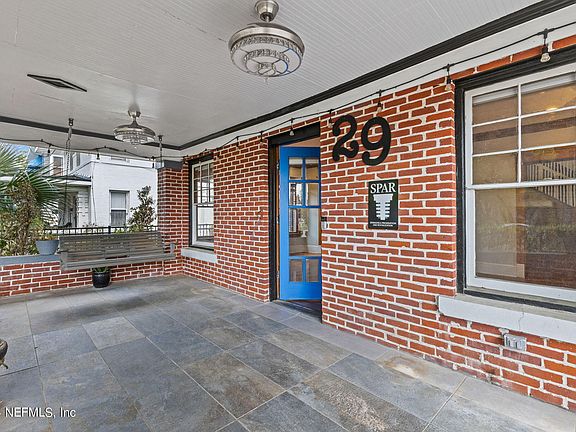 3rd image of 29 W 10TH Street