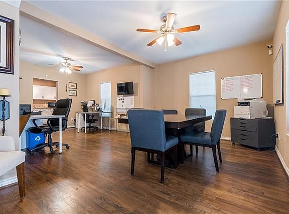 4th image of 7091 Ash St